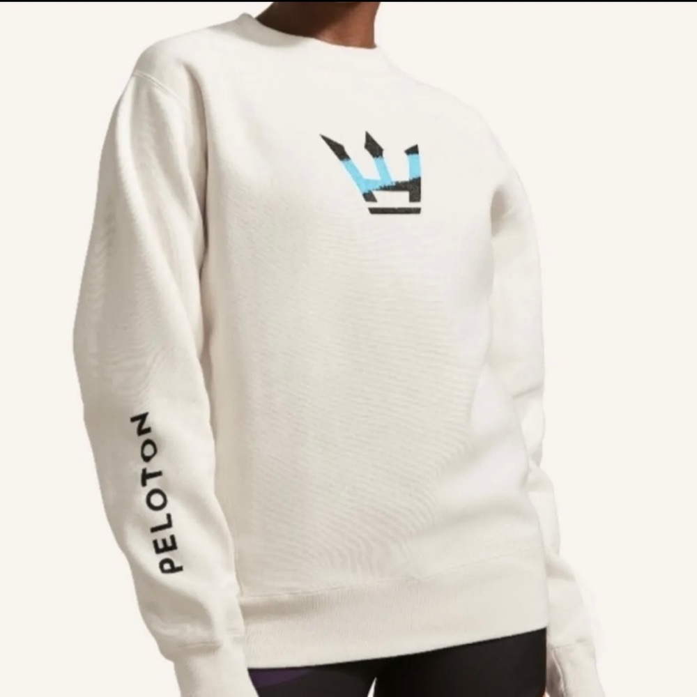 Peloton Sweatshirt Size M Pullover Long Sleeve Graphic Logo